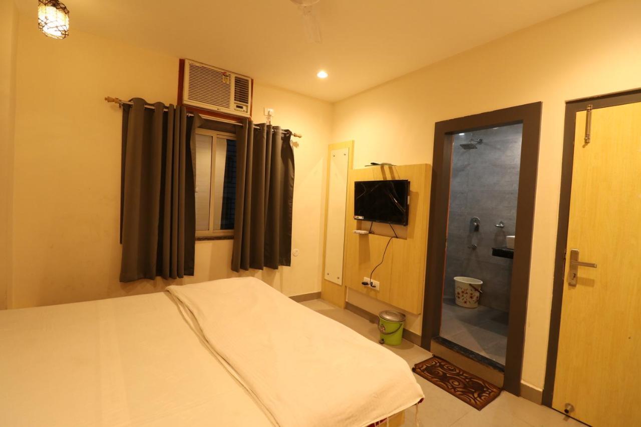 Hotel Pratap Grand Ранчи Экстерьер фото